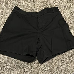 Dickies - black shorts - size 15